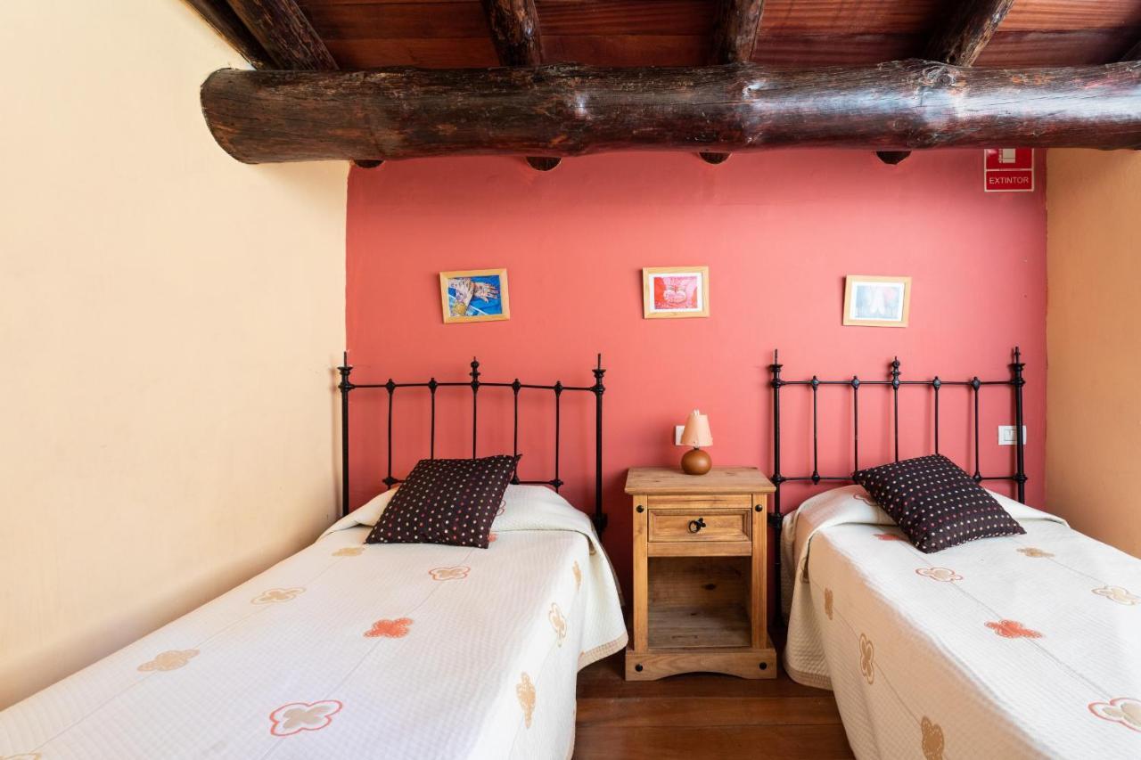 Гостевой дом Charming Rustic House El Pinar & Wifi Экстерьер фото
