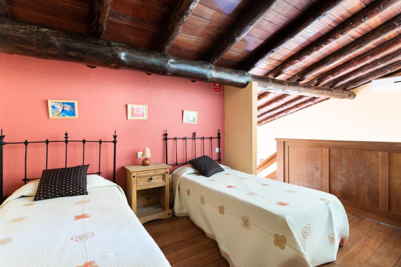 Гостевой дом Charming Rustic House El Pinar & Wifi Экстерьер фото