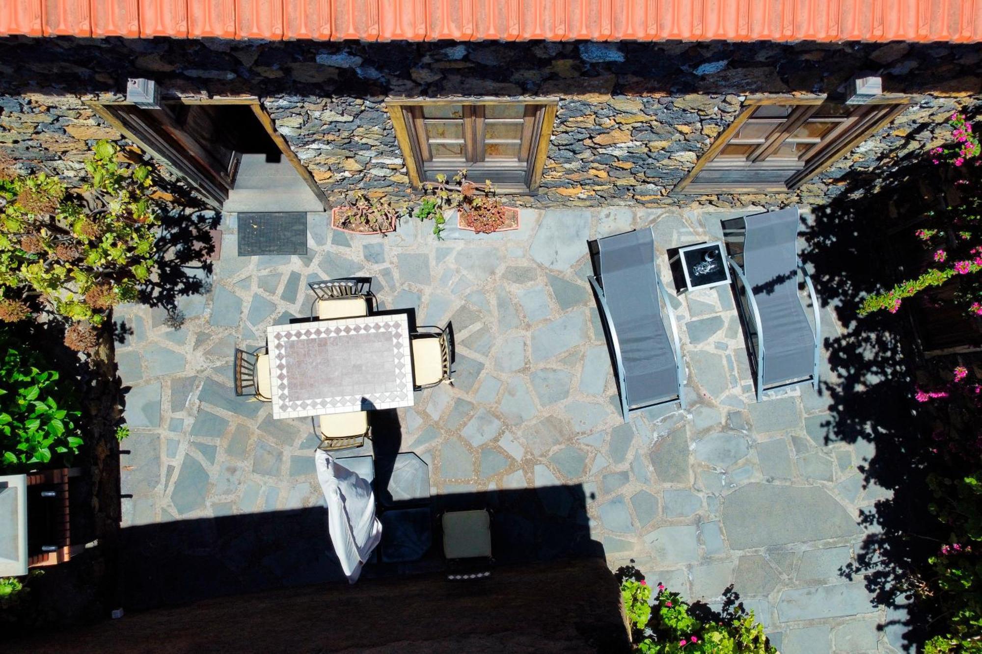 Гостевой дом Charming Rustic House El Pinar & Wifi Экстерьер фото