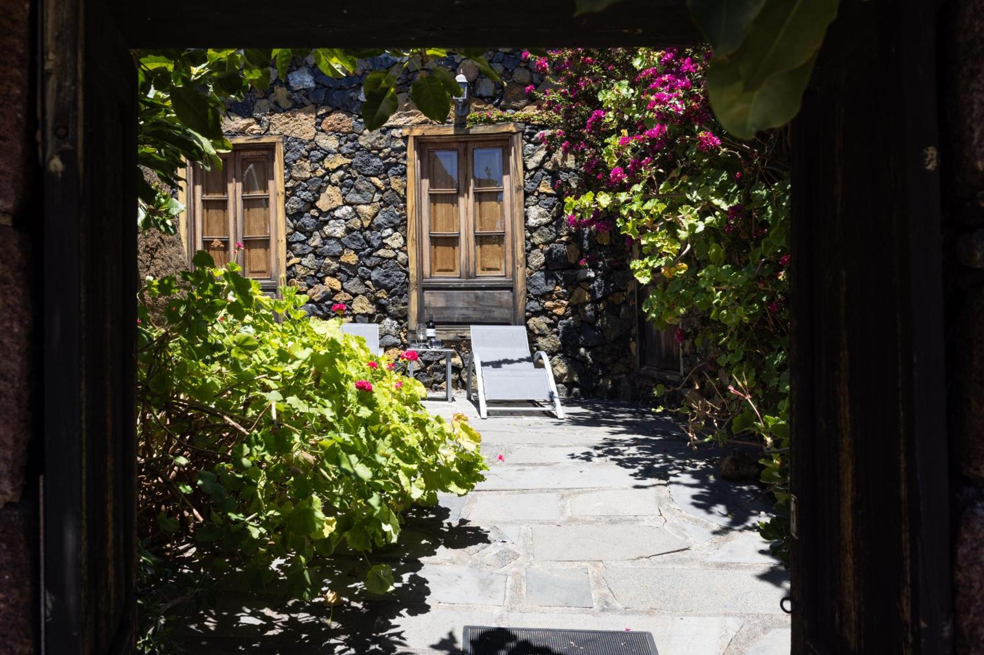 Гостевой дом Charming Rustic House El Pinar & Wifi Экстерьер фото